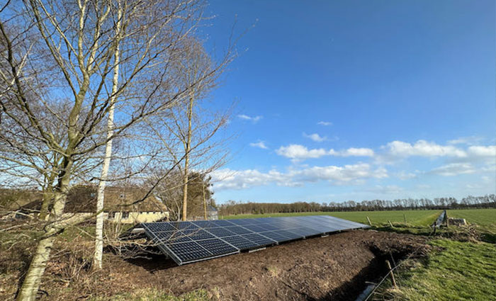 Zonnepanelen zwembad